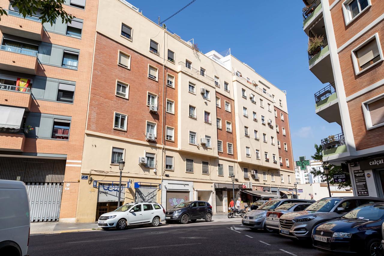 Travel Habitat Mestalla فالنسيا المظهر الخارجي الصورة